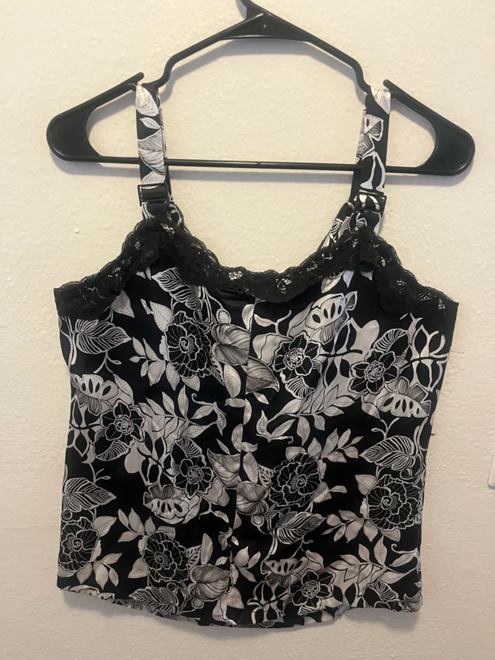 ✨Floral 100% Silk Lace-Trim Cami in Black & Cream - Picture 7 of 8